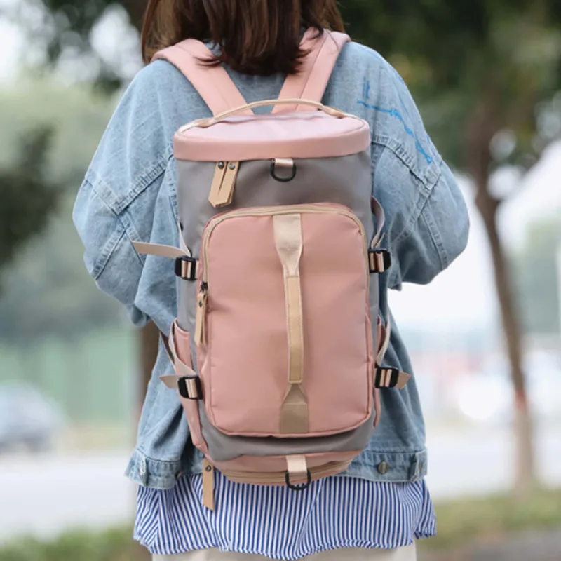 

Fashionable Outdoor Backpack for Travel and Fitness Unisex Design