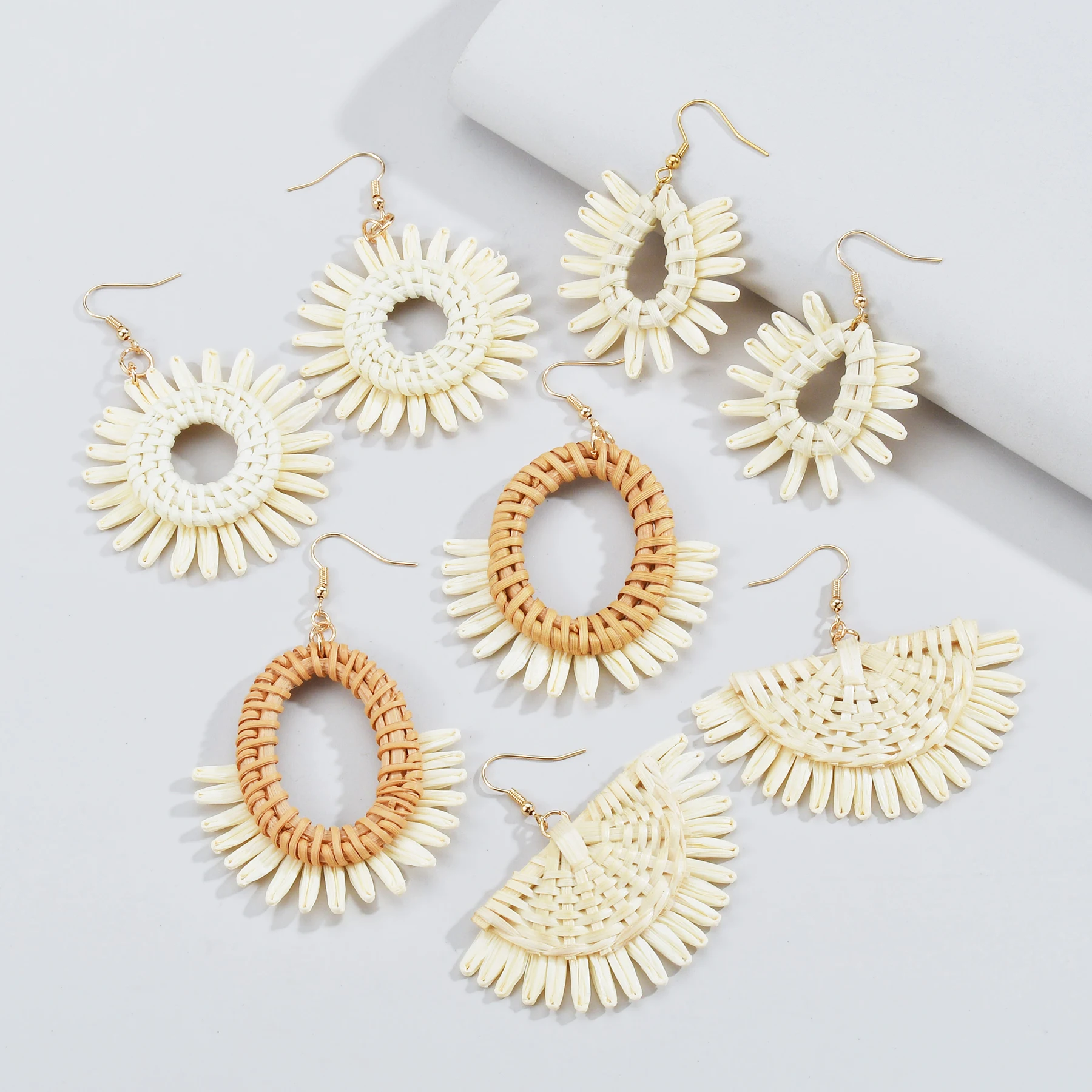 Женские плетеные серьги ручной работы из ротанга богемные геометрические в виде