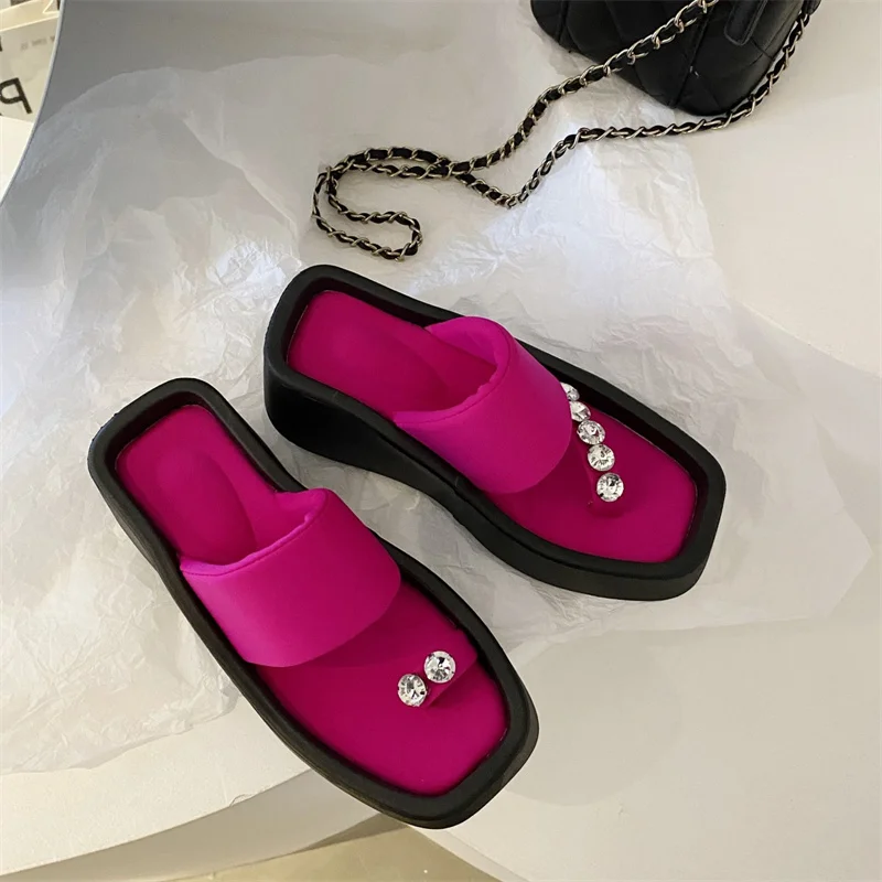 2023 Summer New Clip-toe Crystal Slippers Women Wedges Platform Shoes Fashion Flip-flops Fad Dress Sandals Casual Beach Slides