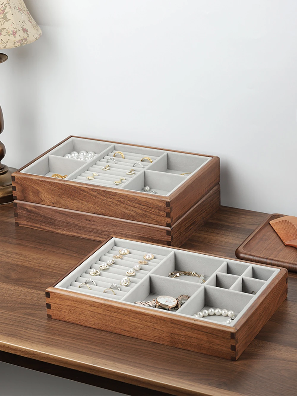 

High-end Black Walnut Solid Wooden Storage Box Tray, Anti Oxidation Desktop Jewelry Antique Collection Storage Organizer