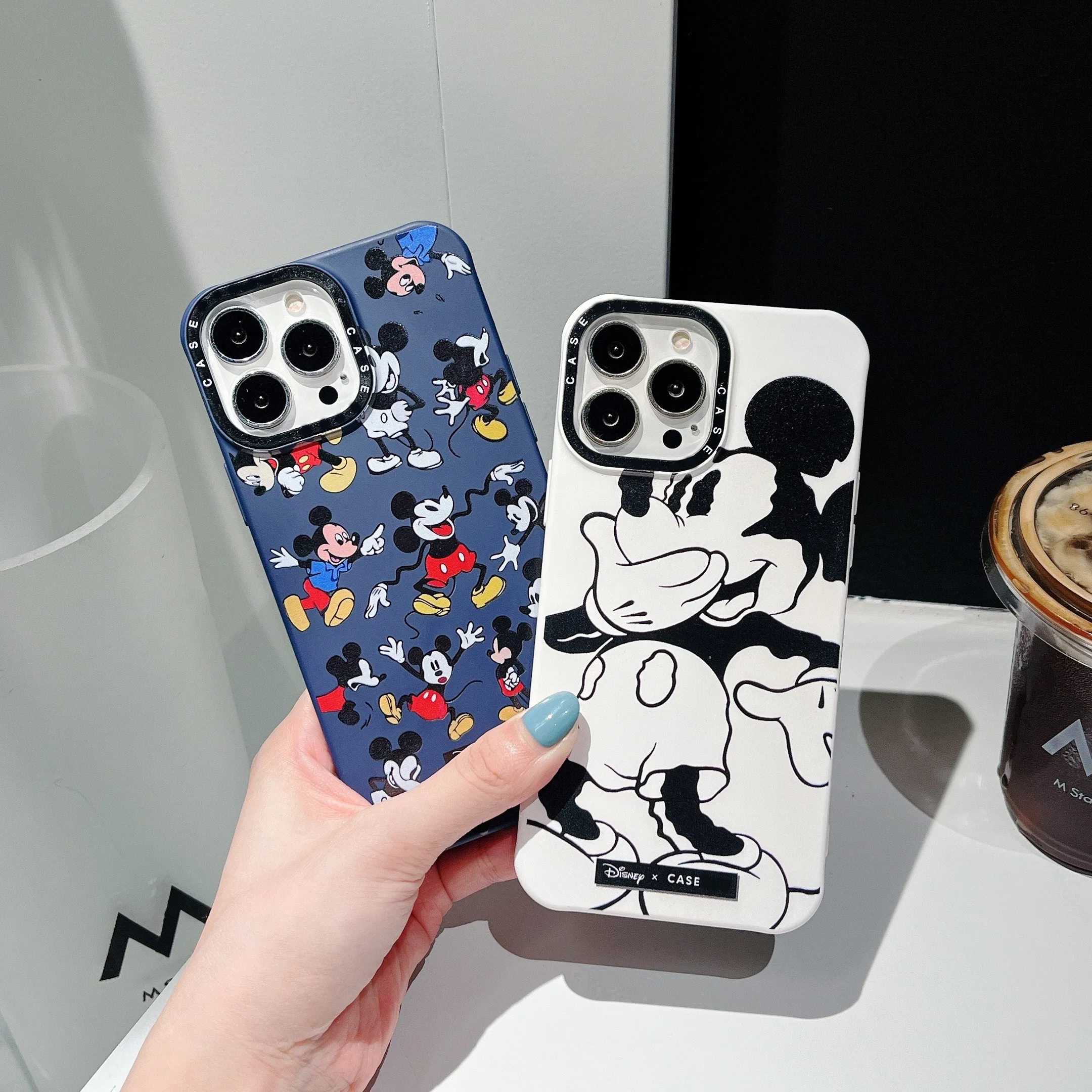 

Disney Mickey Fashion Silicone Phone Case For iPhone 14 13 12 11 Pro Max XR XS MAX X 7/8Plus Cartoon Couple Anti-drop Soft Cover