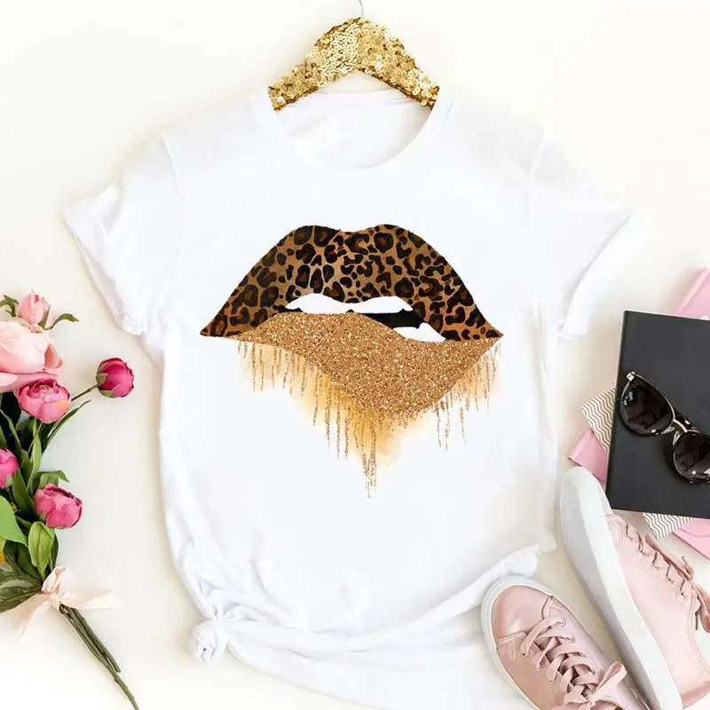 

Leopard 90s Lip Tees Ladies Fashion Style New Short Sleeve Summer Wear Vacation Tshirts Tops Women Cartoon Graphic T-Shirt