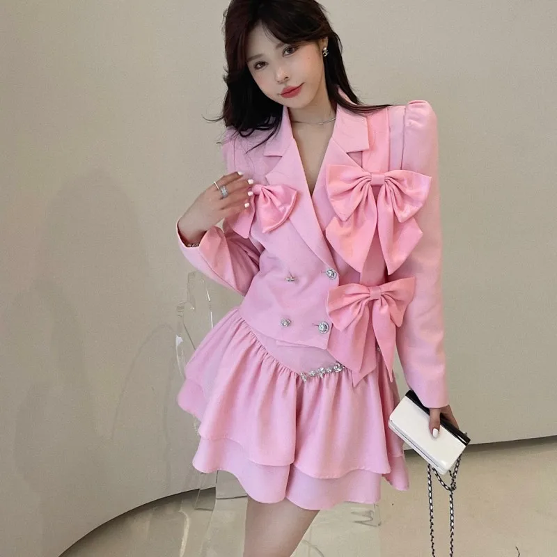 

2022 Two-Piece Set Korean Style Fashion Long Sleeve Bow Suit Coat + Diamond Layered Cake Skirt Suit