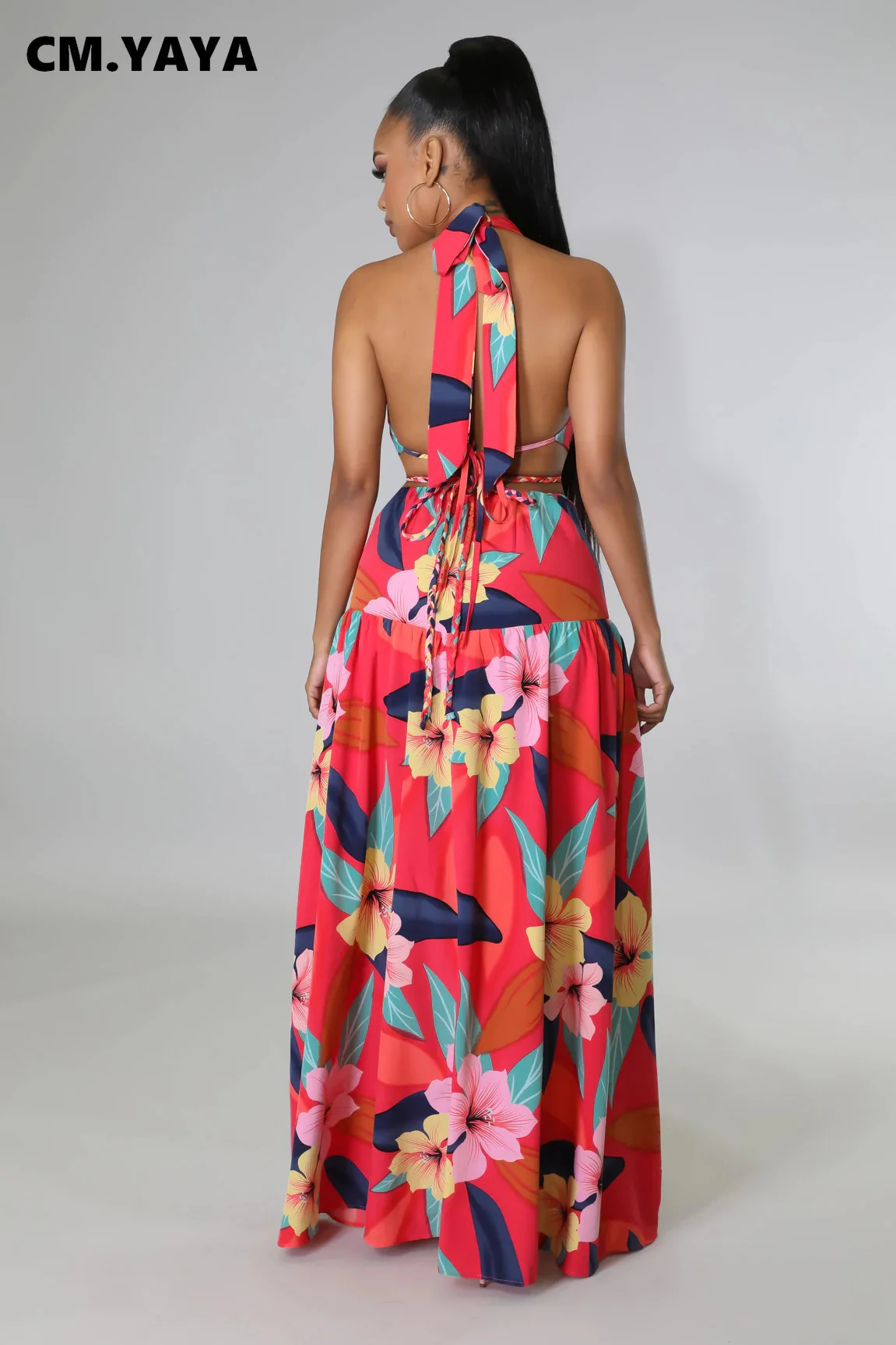 Женское длинное платье макси CM.YAYA элегантное Цветочное с воротником-халтером