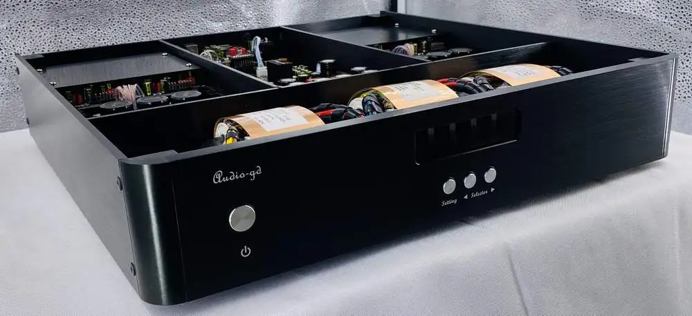 Рисунок 2 - Декодеры Audio-GD R-7 MK2