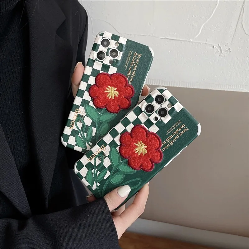 

Cute Embroidery Purple Red Flower Female Soft Case For Iphone 11 12 13 Pro Max Xr X Xs 7 8 Plus Anti-drop Leather Cover Fundas