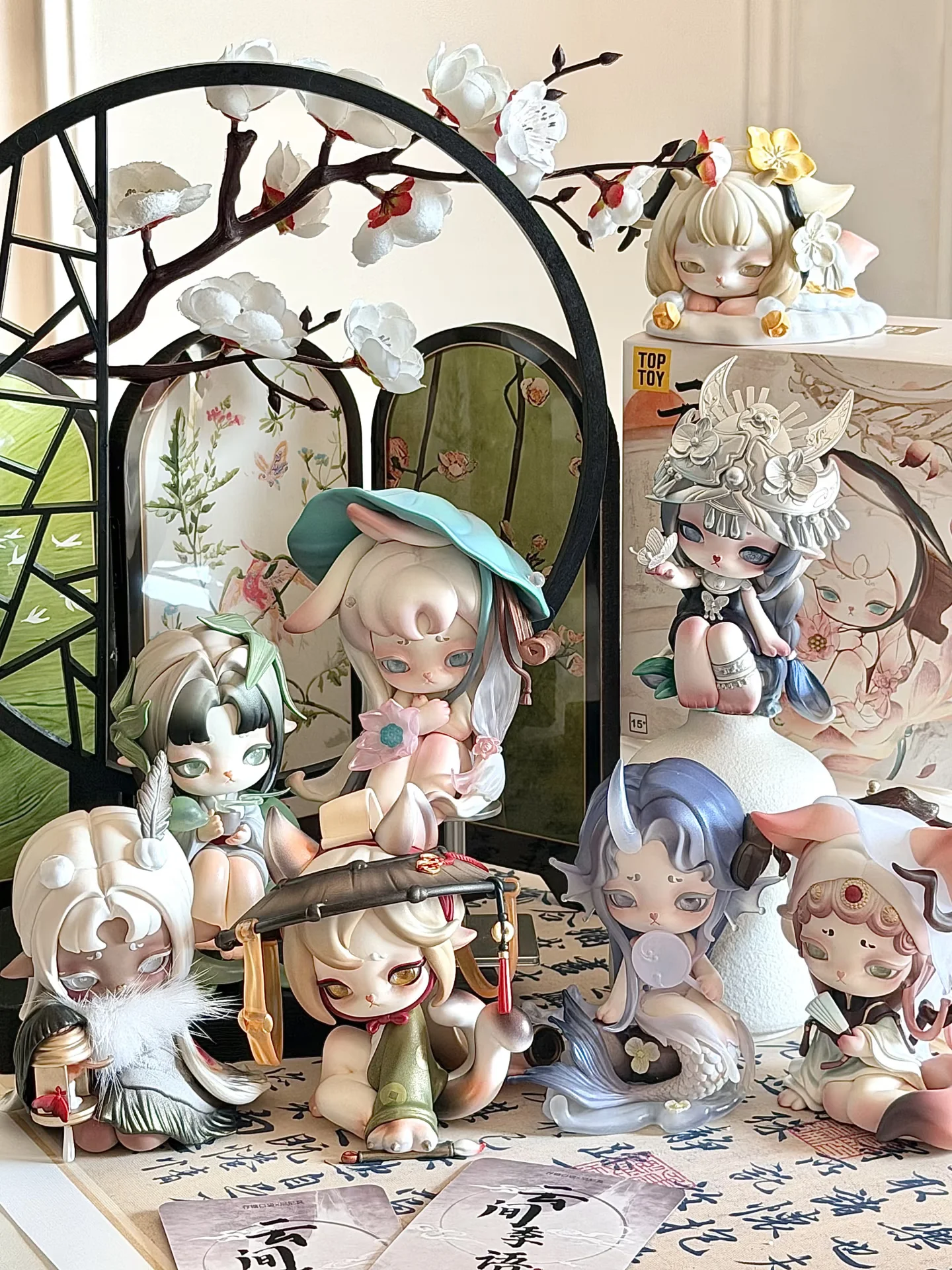 Фото Коллекционная фигурка Ninimo Seasonal Whisper Blind Box: модная кукла-украшение для рабочего стола, модель игрушки, праздничный подарок для друга №3