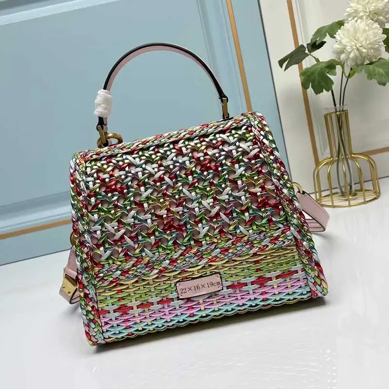 

Vintage cowhide color woven hollow handbag Women's new fashion luxury multi-functional large capacity oblique span shoulder bag
