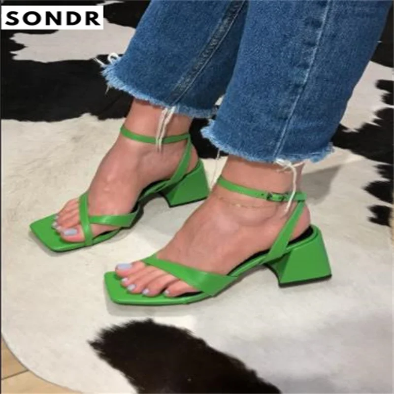 

Женские сандалии на толстом каблуке, римские сандалии больших размеров с квадратным носком и застежкой на высоком каблуке, новинка 2022