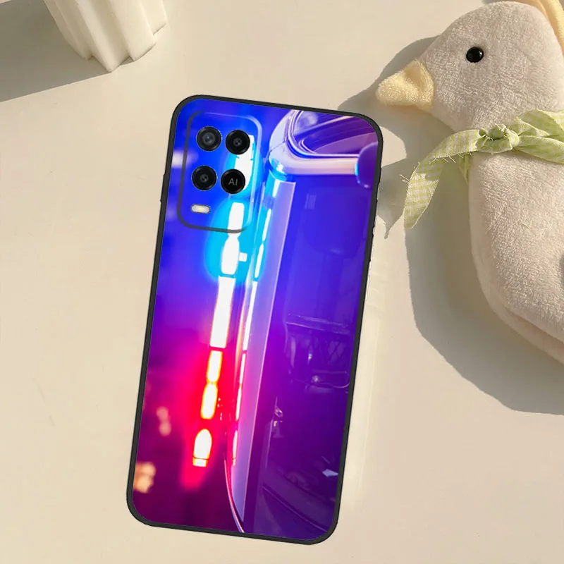 Светильник с изображением полицейских автомобилей в темное время суток для OPPO A74