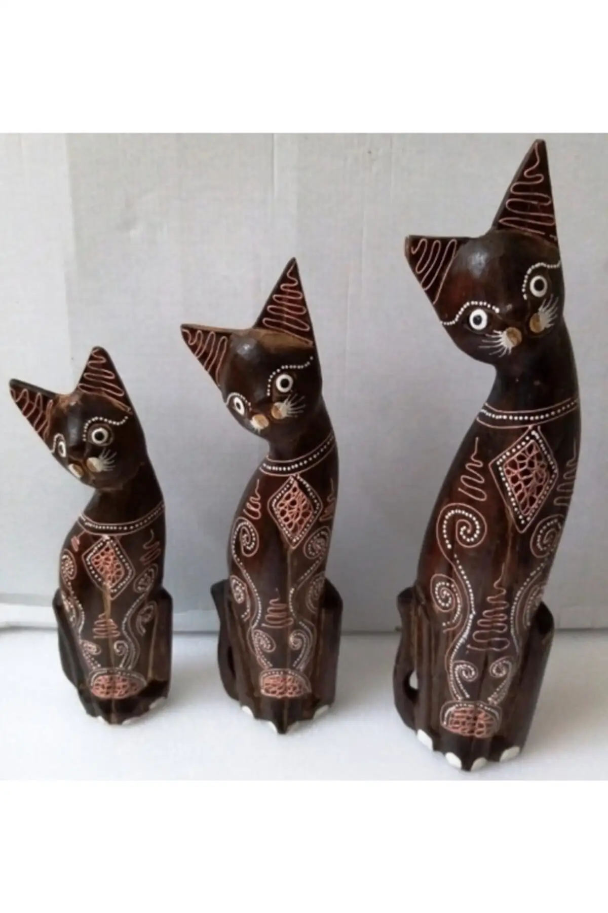 

Cat Statue Kitten Cute Pet sculpture Collection 3 Pieces Wooden Home Decorations Home Decorations Home Decorations