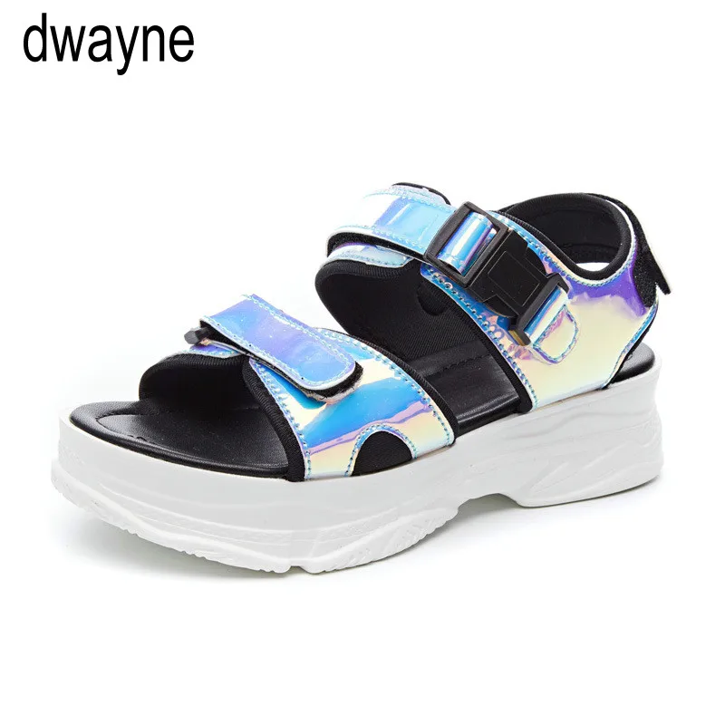 

Сандалии женские спортивные с открытым носком, босоножки на танкетке с вырезами, крутая Уличная обувь на платформе, Пляжная летняя обувь, New789