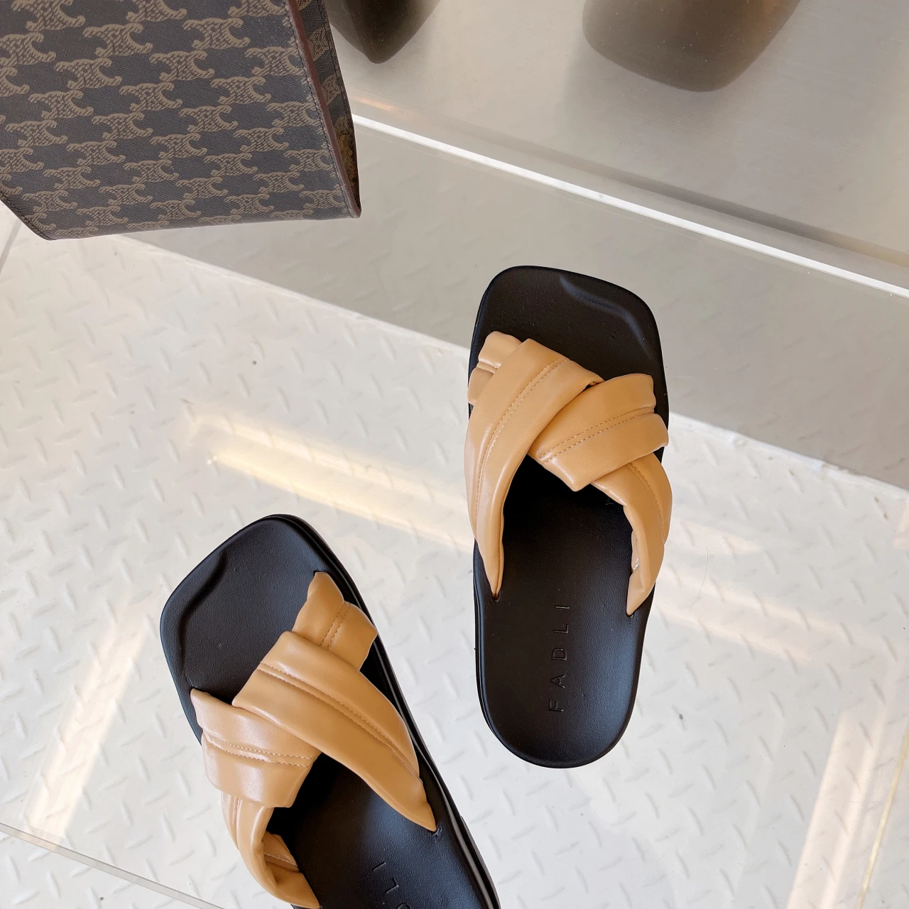 New Fashion Female Comfortable Casual Slipper Women Summer Sandals Green Indoor Outdoor Platform Flip-flops Beach Shoes