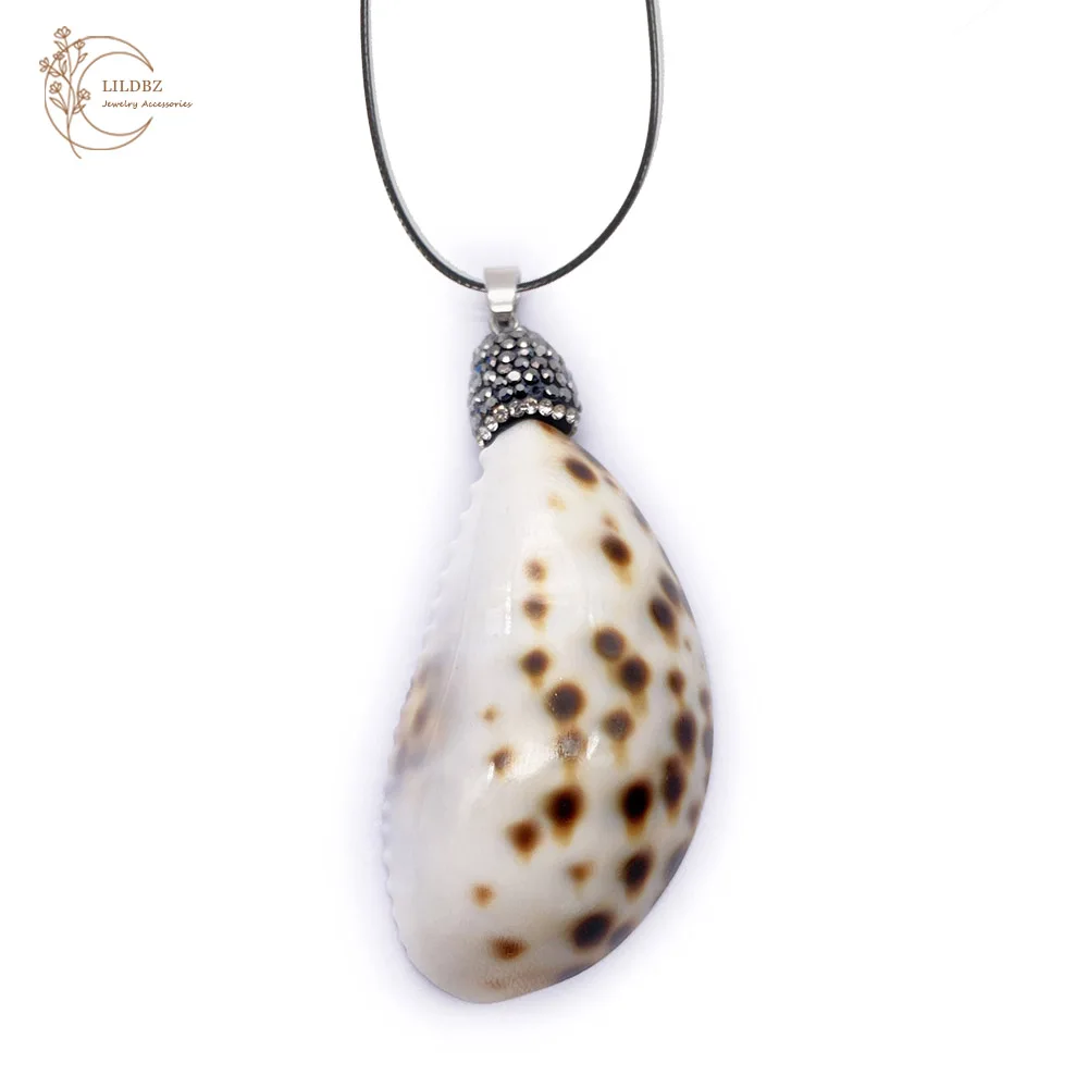 

Charm Irregular Shape 27x70mm White Shell Melon Clasp Necklace Female Jewelry Pendant Shell Leather Cord Pendant Accessorie 1pcs