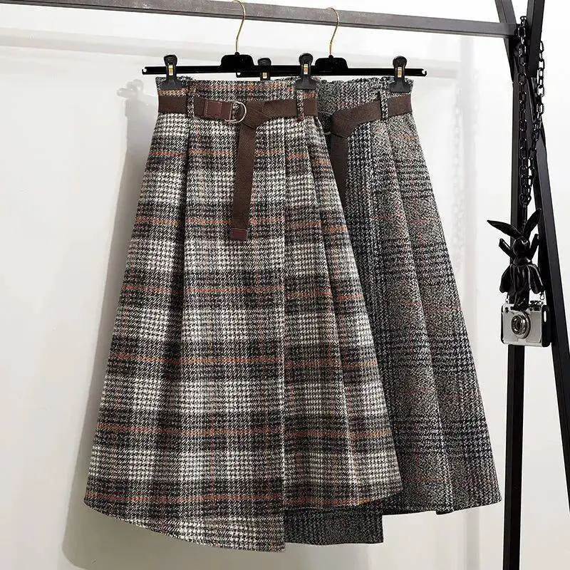 

2023 Autumn Winter Women's Long Skirts Elegant Streetwear Irregular Plaid Skirt Woman Fashion with Belt A-Line Skirts New