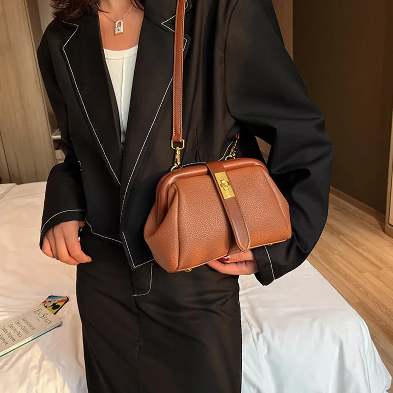 Женская дизайнерская сумка через плечо