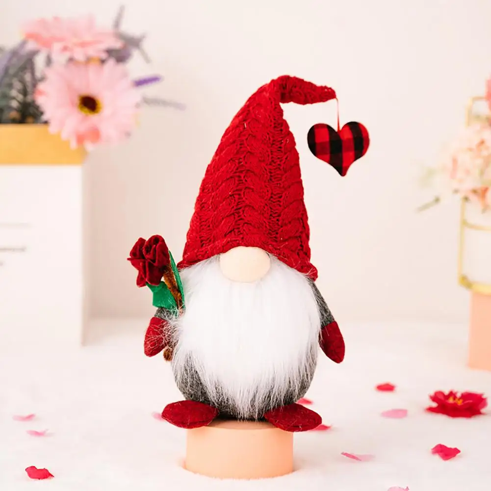 

Attractive No Odor Love Heart Faceless Dwarf Stuffed Toy Ornament Party Favors Faceless Doll Faceless Gnome Plush Doll