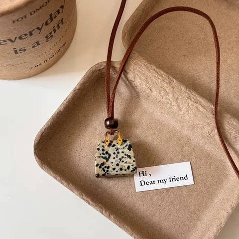 Кожаное ожерелье-сумочка из сплава для женщин