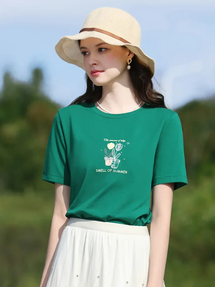 Женская хлопковая футболка с коротким рукавом круглым вырезом и вышивкой