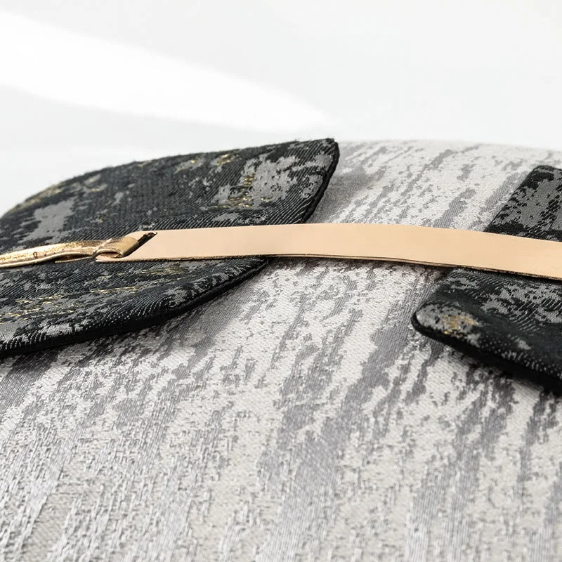 Специальная наволочка S plash серебристая и черная для подушки модный пояс