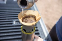 Дорожная кофеварка Wacaco Cuppamoka с бумажными коническими фильтрами #4