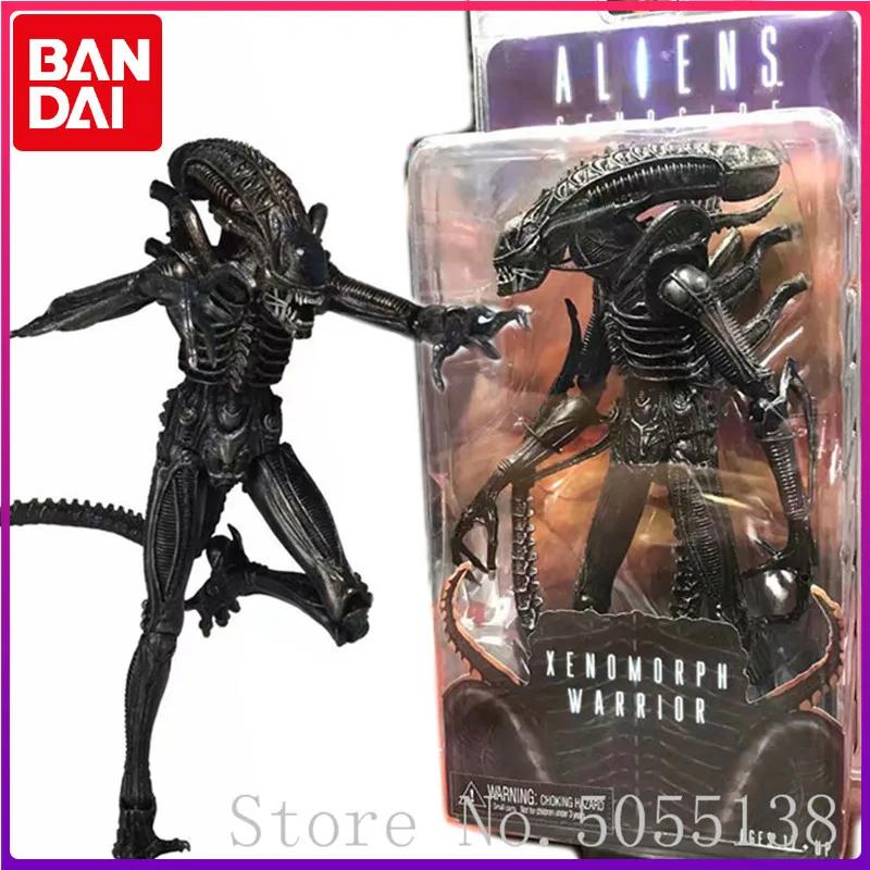 

Aliens Series Xenomorph Worrior Alien Queen Bishop Queen Attack PVC Figure Collectible Model Toy 9cm