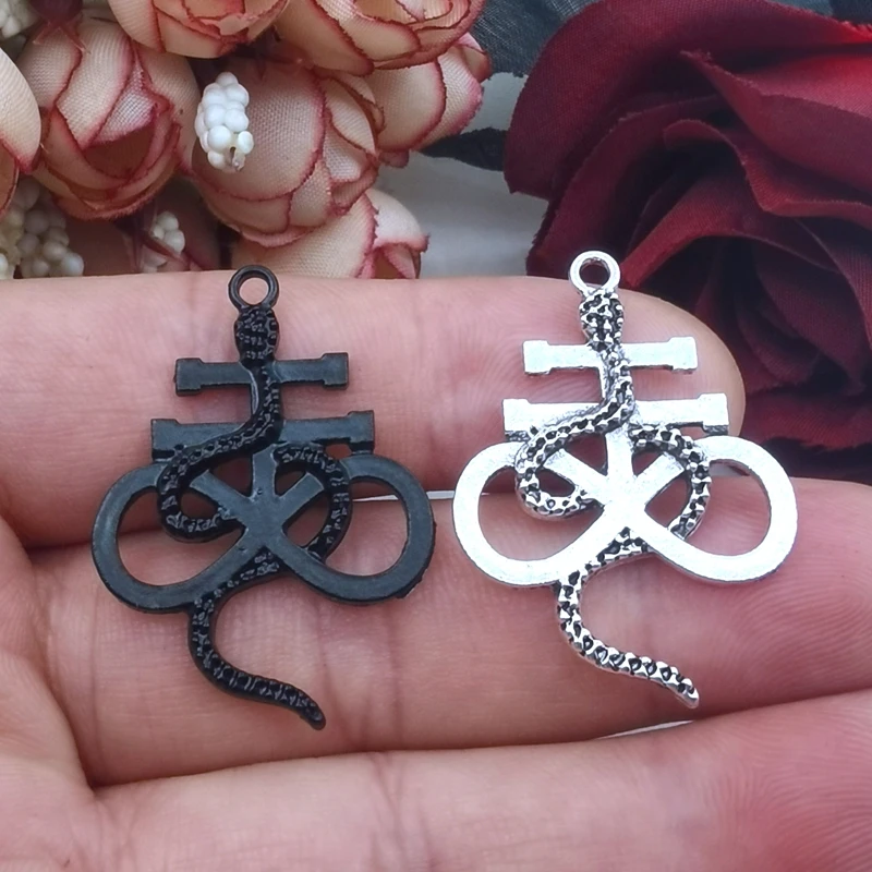 

5pcs Satanic Symbol Jewelry Sigil Church Satan PENDANT CHARM Pentagram Satan Fork Colar Talisman Lucifer Patch Leviathan Cross