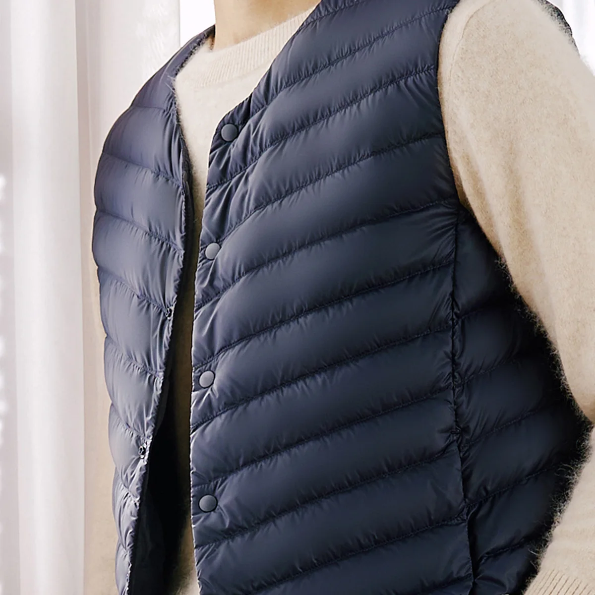 TANBOER Filling Power 600+ Figure Flattering Winter Vest Solid  90% Duck Down Sleeveless Packable Jakcet TF216011