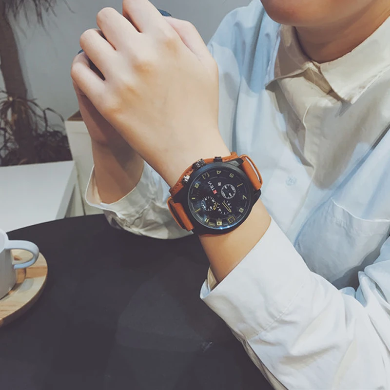 Часы мужские спортивные большого размера с кожаным ремешком