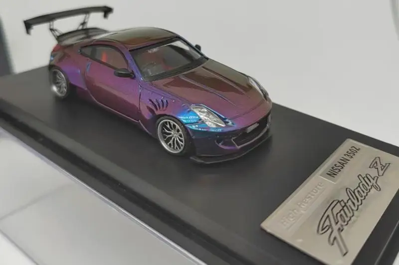 

HR High Restore Chameleon 1:64 Lady FAIRLADY Z33 350Z car model
