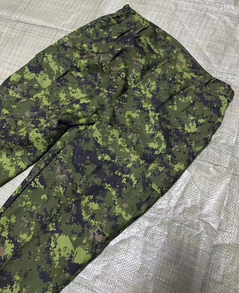 Фото Канадская камуфляжная одежда, включая куртку и брюки №2