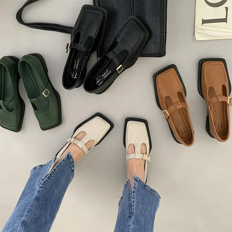 2022British style single shoes women's flat white leather shoes spring and summer buckle tower retro square head Mary Jane shoes
