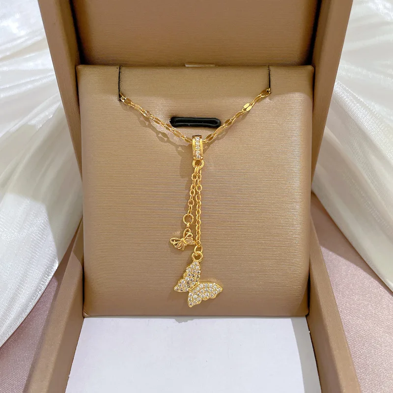 

[Titanium Steel] Light Luxury Full Diamond Micro-inlaid Zircon Butterfly Super Fairy Temperament Copper Plating Gold Pendant