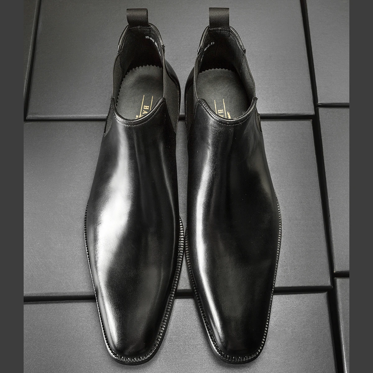 

2022 Hanmce Chelsea Boots High Quality Genuine Leather Slip-On Luxury Boots Men Chelsea Boots