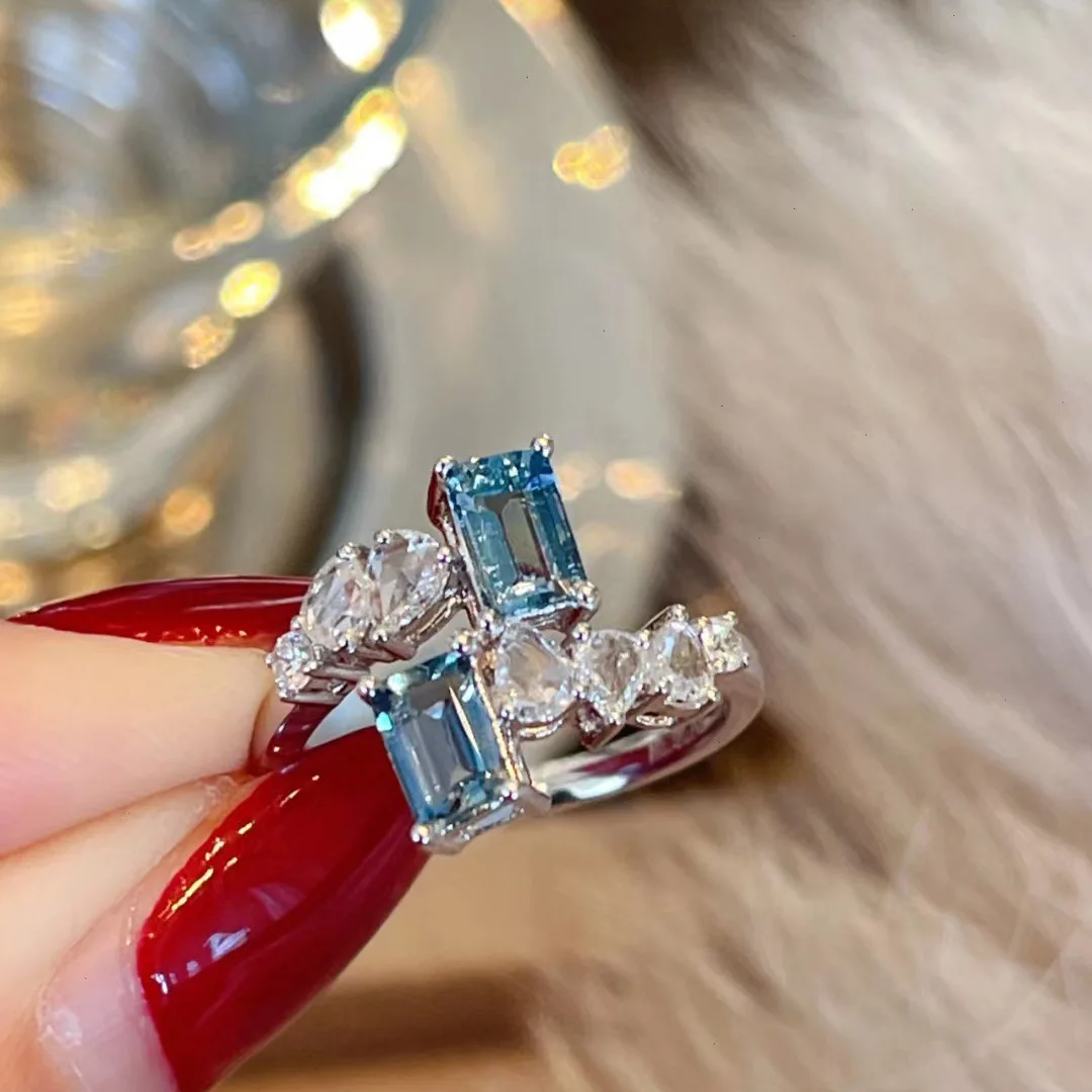 

Elegant Crystal Rings 925 Sterling Silver Jewelry Dazzling Cubic Zirconia Wedding Rings for Women 2023 Korea Trendy Jewelry Gift