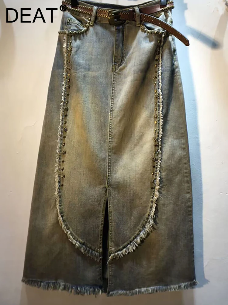 

DEAT Women Denim Skirt High Waist Flower Shape Rivet Beading Retro Blue Washed Split Long Skirts 2023 Summer New Fashion 29L1934