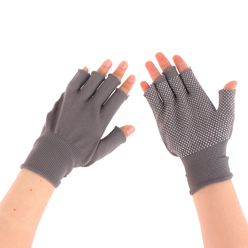 

1 пара, перчатки на палец