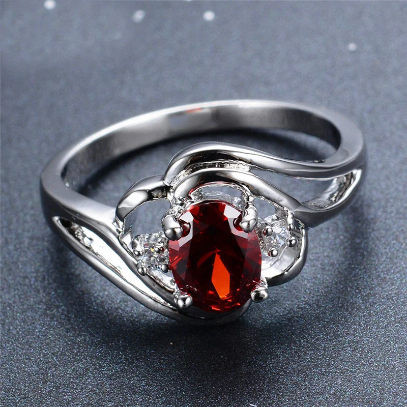 

Ring European and American style foreign trade jewelry opening black gold garnet red heart-shaped zircon ring accessories