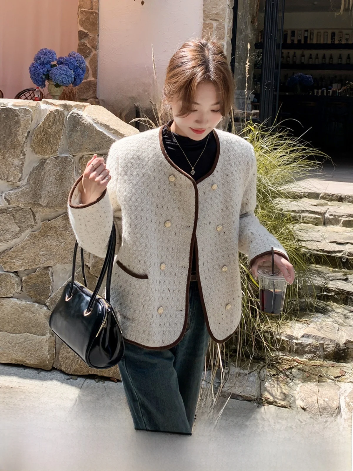 Beige Graceful Short down Outerwear Women 2024 Winter New High Sense Fried Street Thick Loose Top