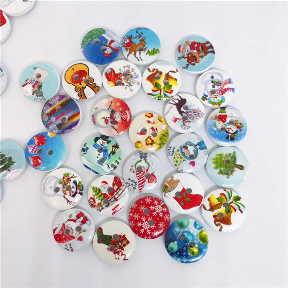 

100pcs 1.5cm Buttons Sturdy Painted Christmas Buttons for Sewing Scrapbooking