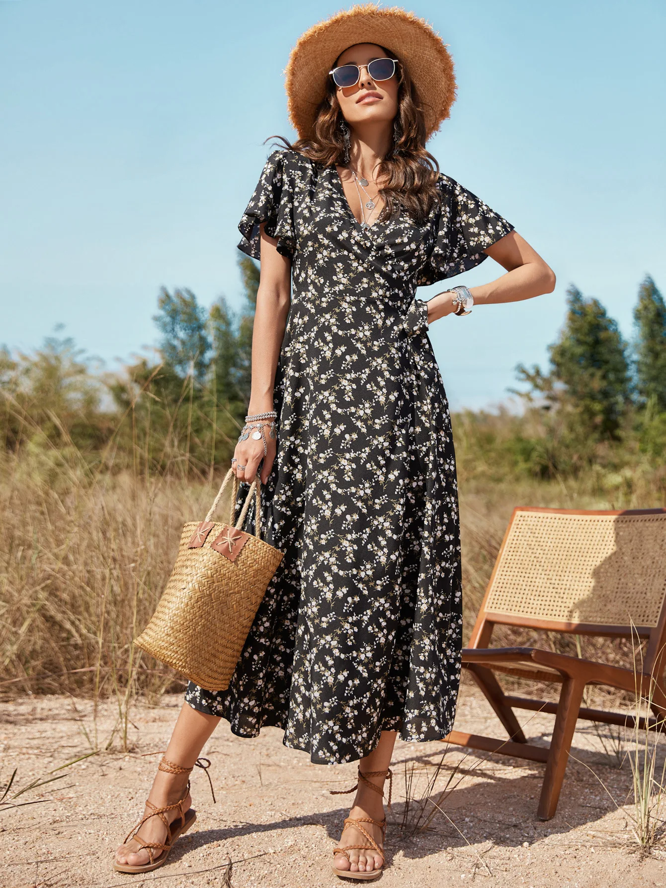 

Teresa 2022 summer women's short-sleeved bohemian style long floral lace-up dress temperament and luxury