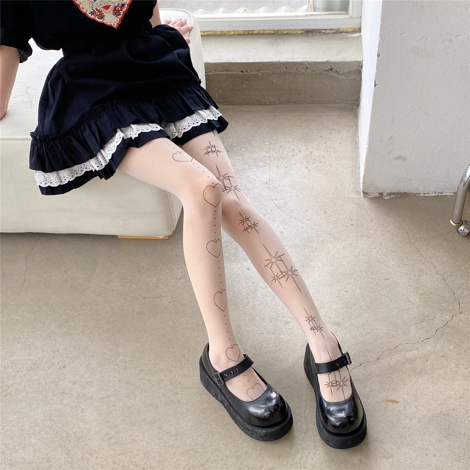 

JK Lolita Tights Pantyhose Heart Star Jacquard Sweet Girl Thigh High Stockings Pantyhose Punk Style Summer Nylon Tight Pantyhose