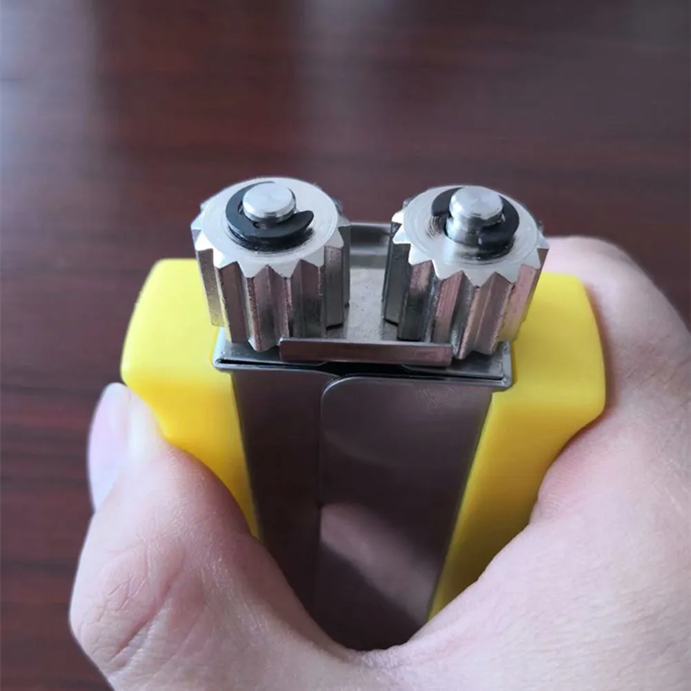 Фото 1 шт. инструмент для натяжения проволоки в пчеловодстве с пластиковой ручкой, натяжитель проволоки для улья, портативный и практичный инструмент для пчеловодства. №5