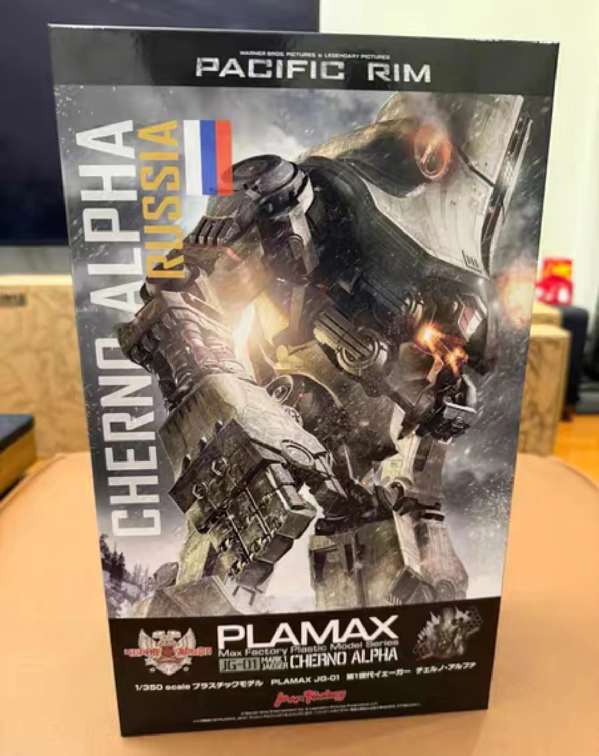 Фото Сборная модель Spot Max Factory PLAMAX Pacific Rim JG01 Черно-Альфа JG02 Данглсбург (Dangerous Wanderer) №3