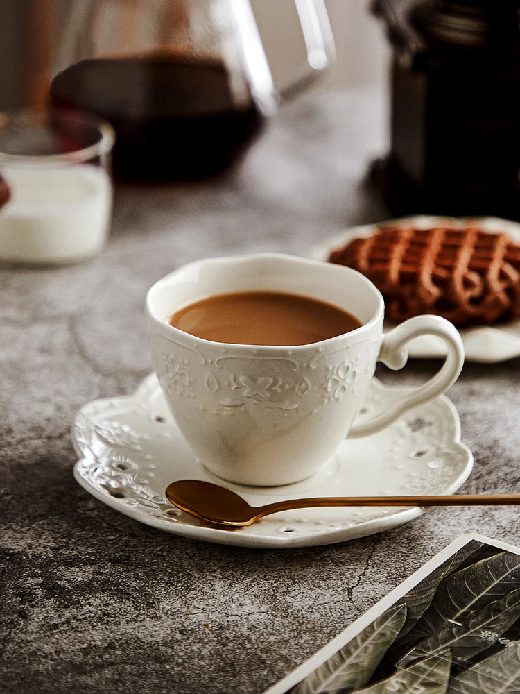 

Ceramic Coffee Cup Exquisite High value Mug Latte Coffee Drinking Cup Saucer Household Set Tea Cup Fashion Ornaments Practical