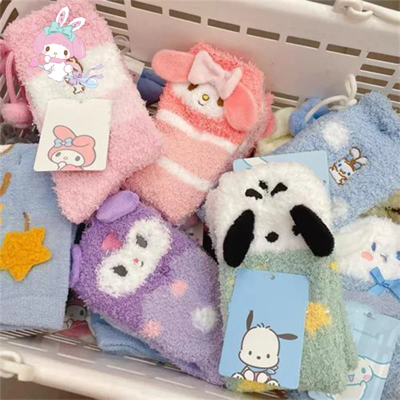 

Бархатные носки с подвесками из кораллового бархата, модель Kuromi из аниме «Мой мелодий», теплый пол для сна, кавайные утолщенные Носки-миди для дома