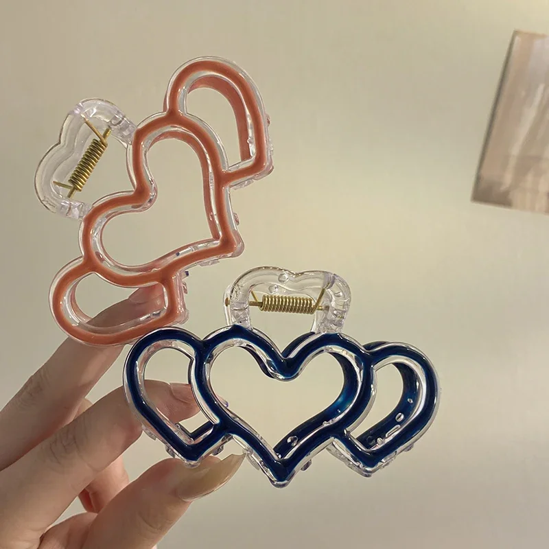 Заколка для волос в виде акулы