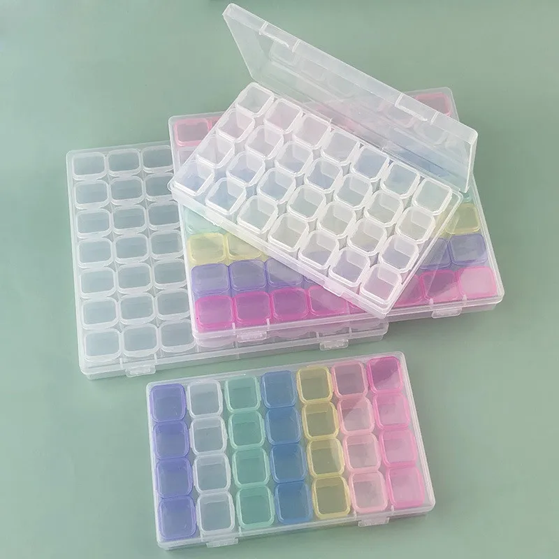 

28/56Grids Sealed Plastic Jewelry Organizer Storage Box Protable Weekly Hygiene Removable Pill Case Nail Art Accessories Diamond