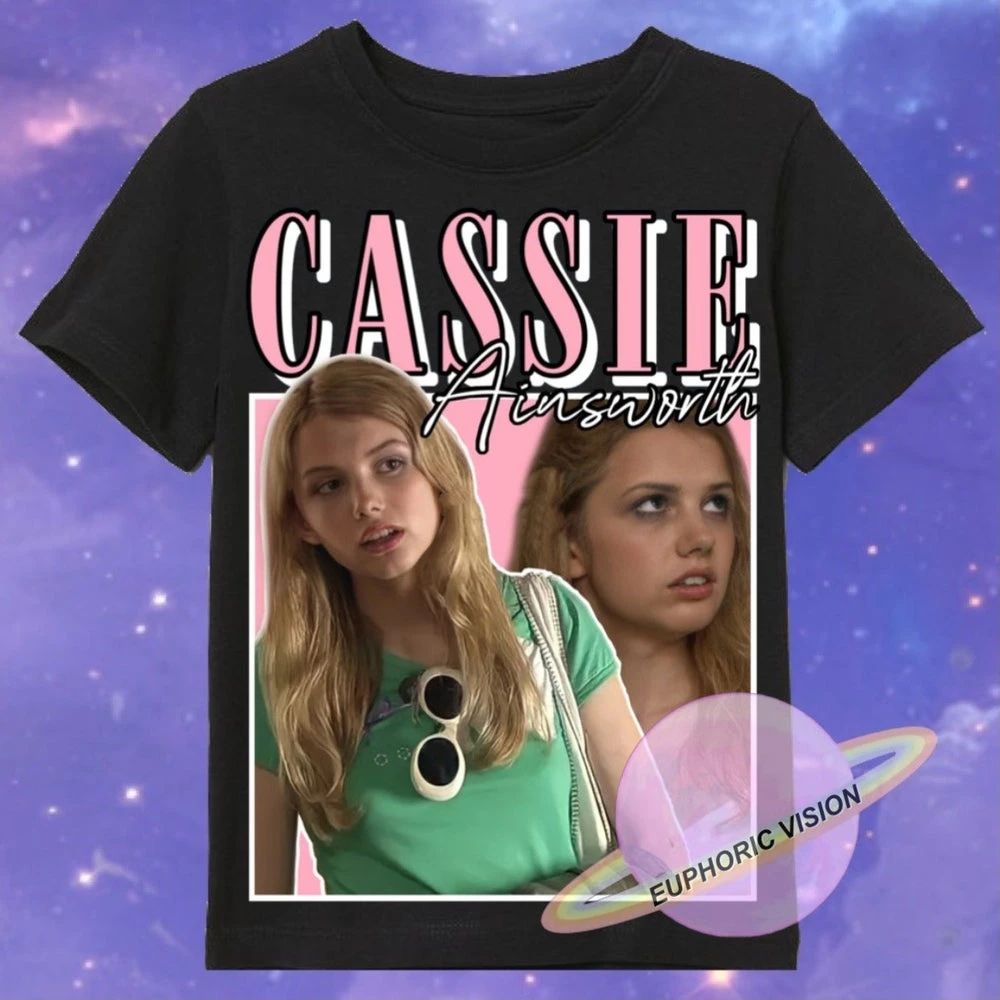 

Cassie Ainsworth 90U2019S Vintage Tee