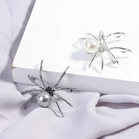 1pc spider pearl insect brooch female corsage gifts men accessories korean fashion personality jewelry broche de perla